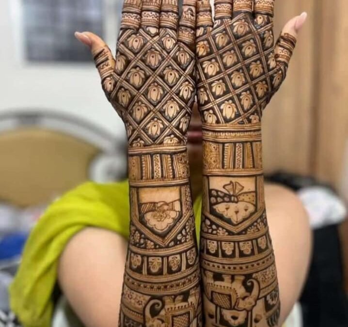 Mehndi artist for Karva Chauth Udaipur