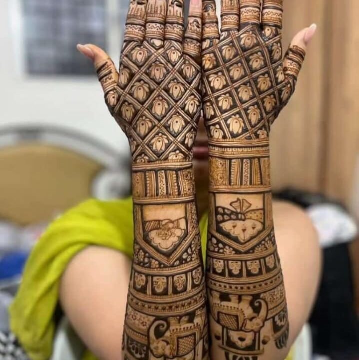 Mehndi artist for Karva Chauth Udaipur