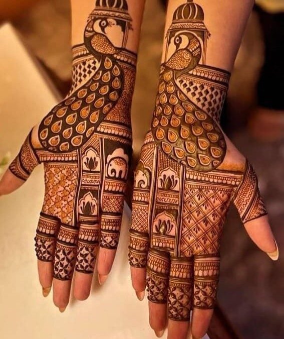 Mehndi artist for Navratri Udaipur
