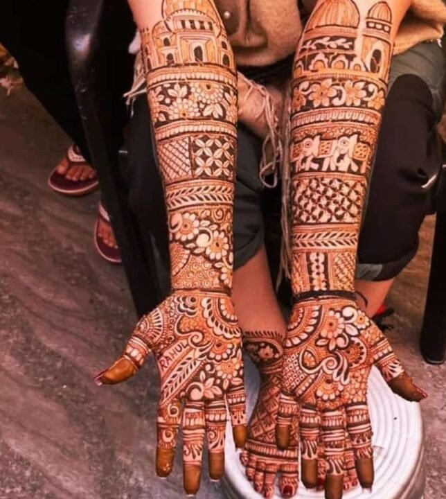 Mehndi artist with home service Udaipur